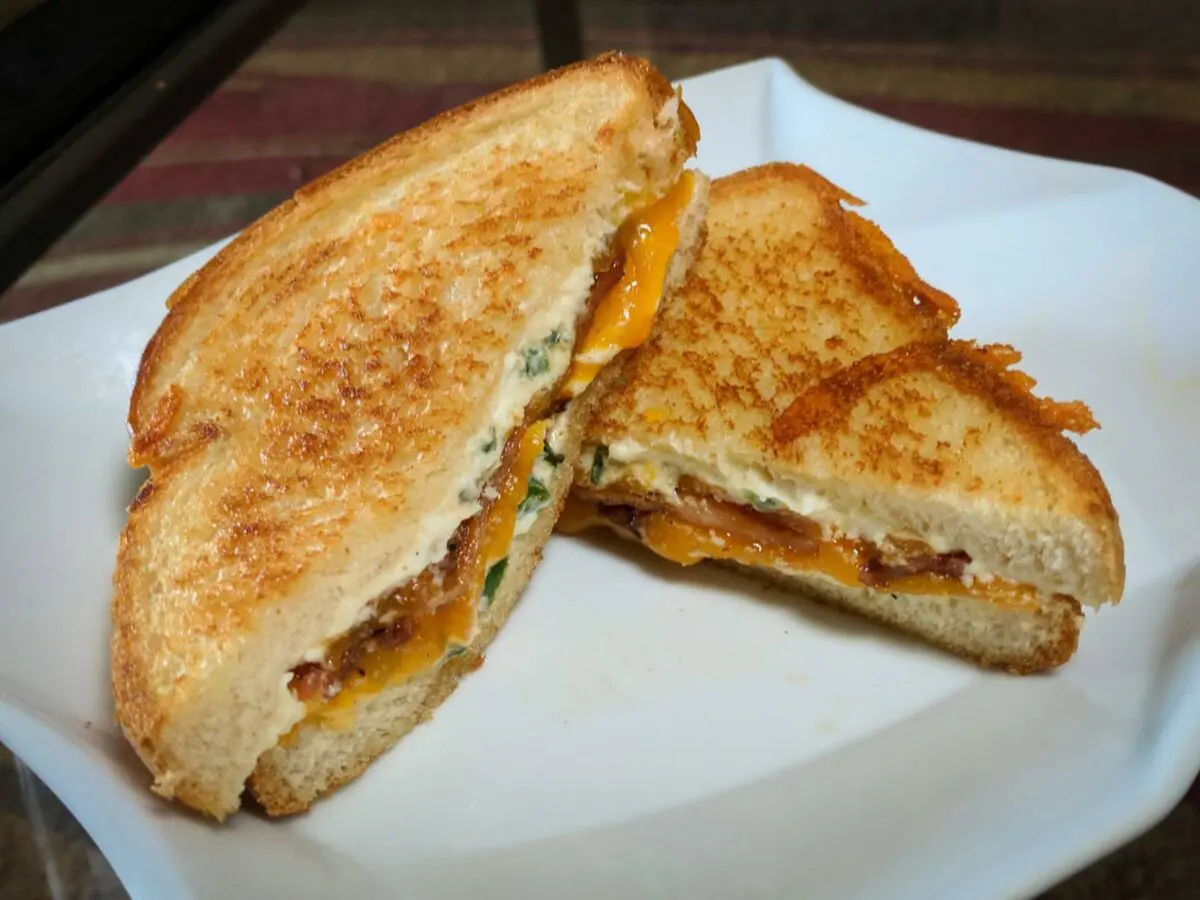 This jalapeño popper grilled cheese is sure to be a hit at your next backyard BBQ or surprise in-law visit. Keep this flavorful sandwich on hand when you need to quickly steal the show!