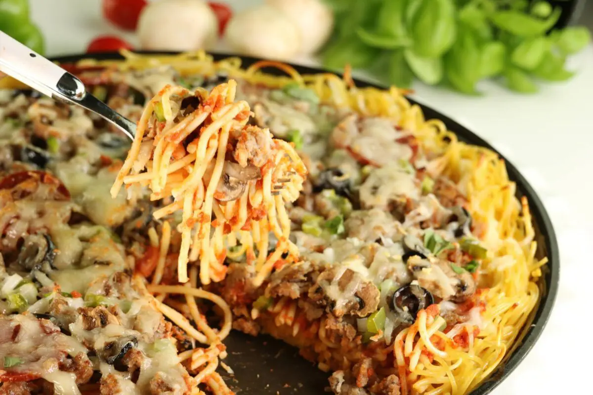 Photo: Spaghetti Pizza.
