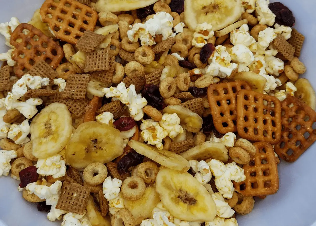 Photo: Apple cinnamon snack mix.