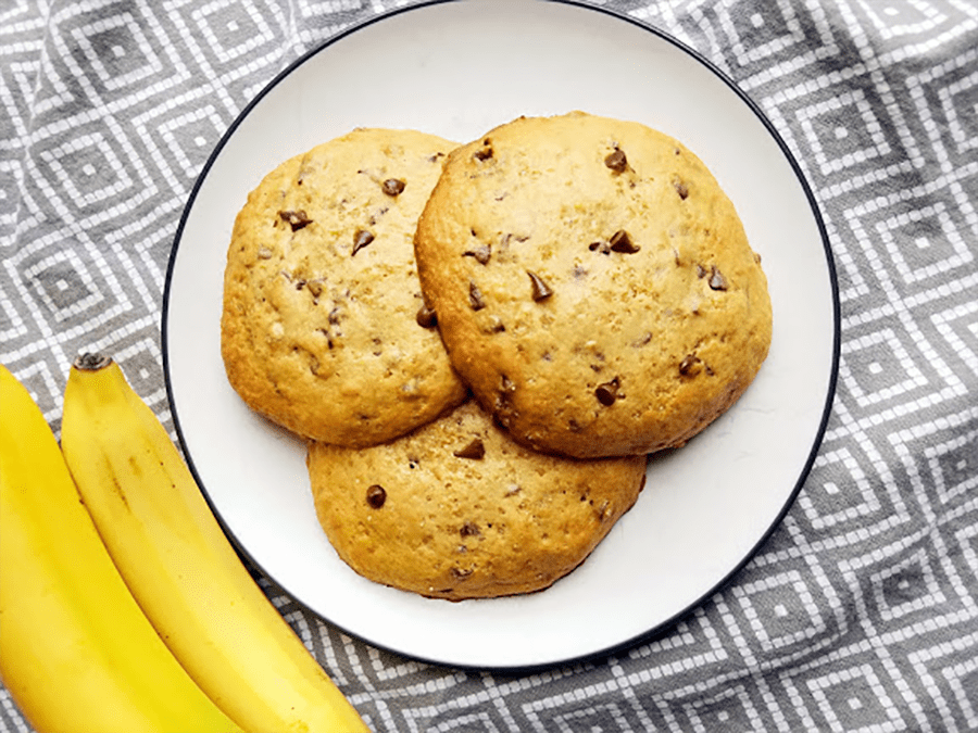 Banana Peanut Butter Chocolate Chip Muffin Tops | Eat Wheat