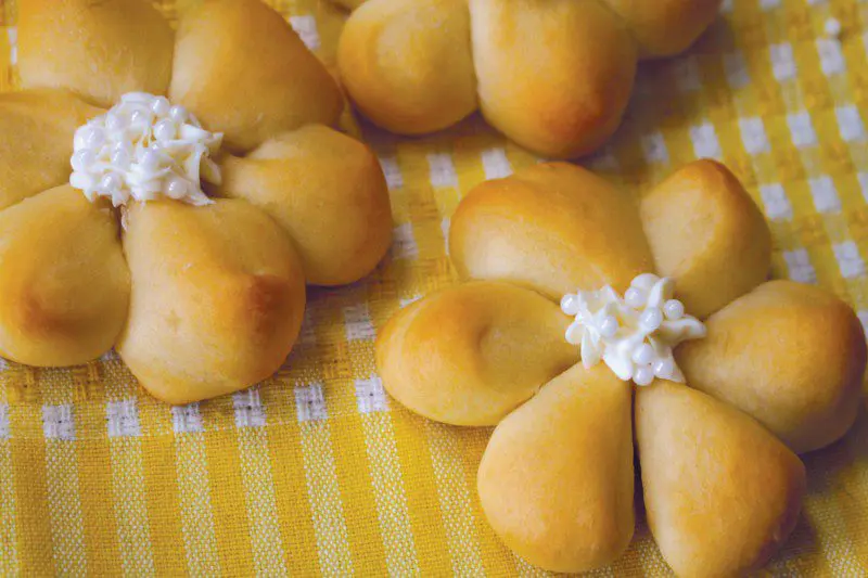 Daisy Rolls at National Festival of Breads | Easter Menu Ideas