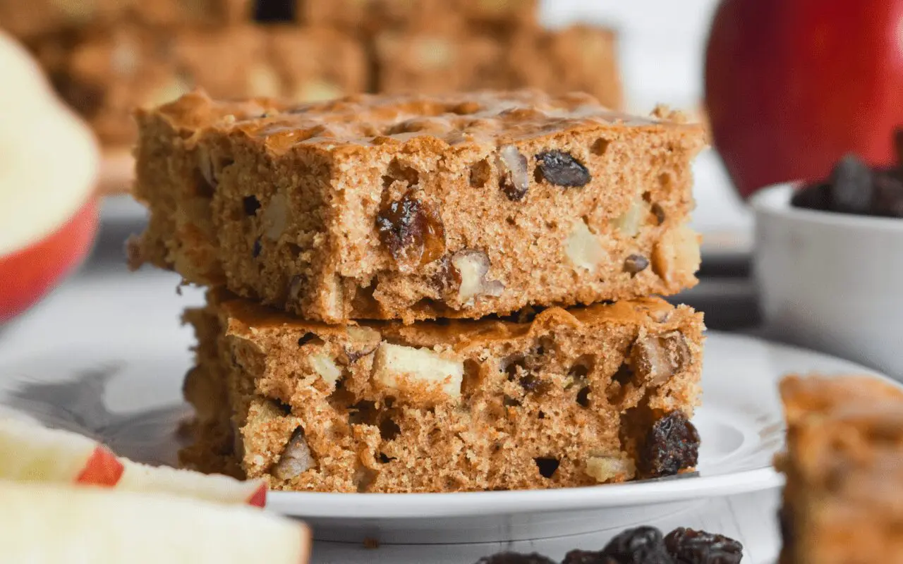 Photo: Sugarless apple cake.