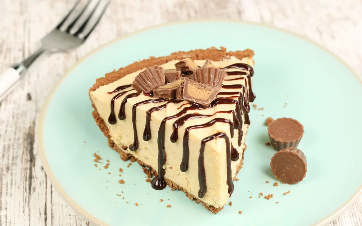 Frozen Peanut Butter Chocolate Pie