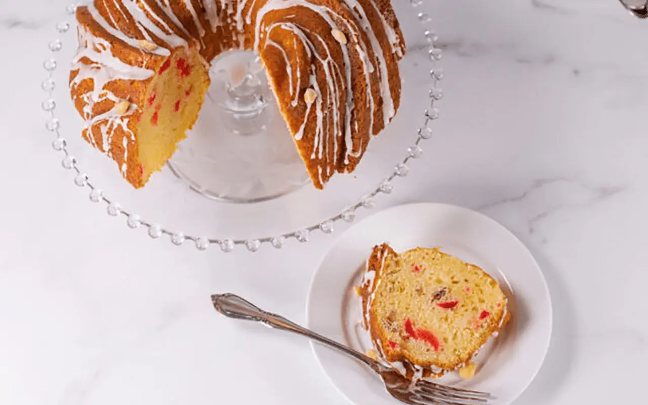Photo: Holiday Lemon Bundt Cake.