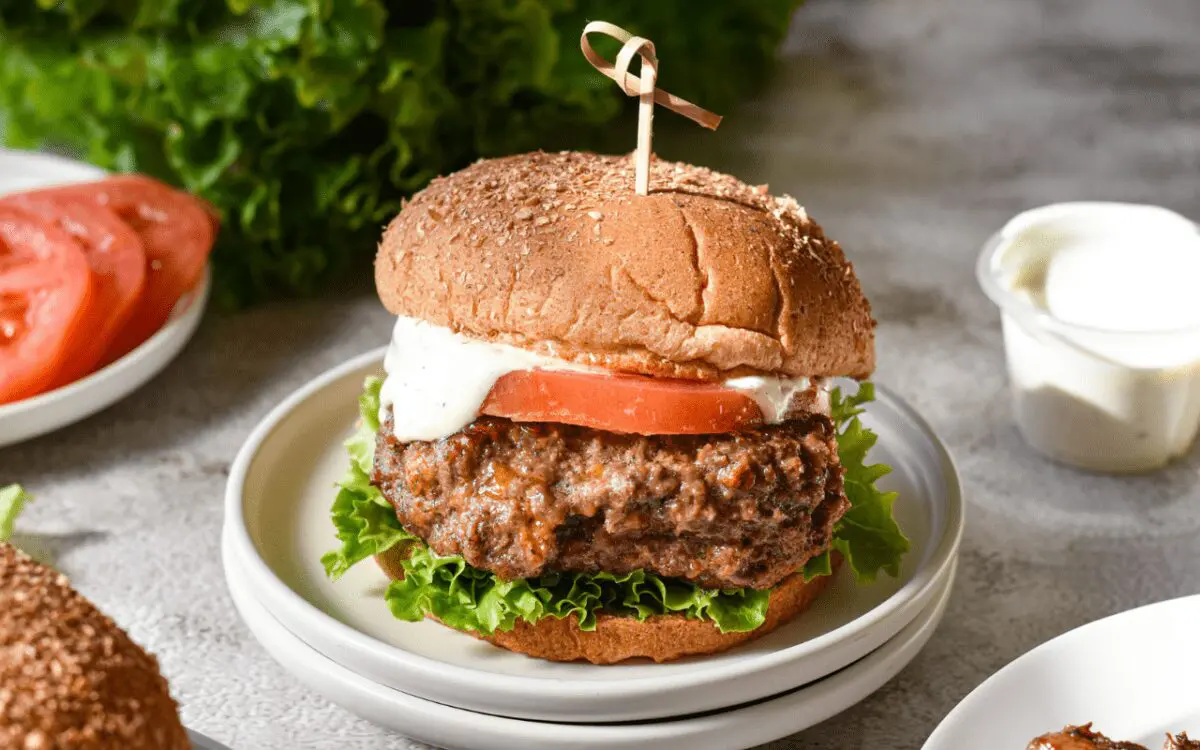 Image: Cheddar Ranch Burgers.