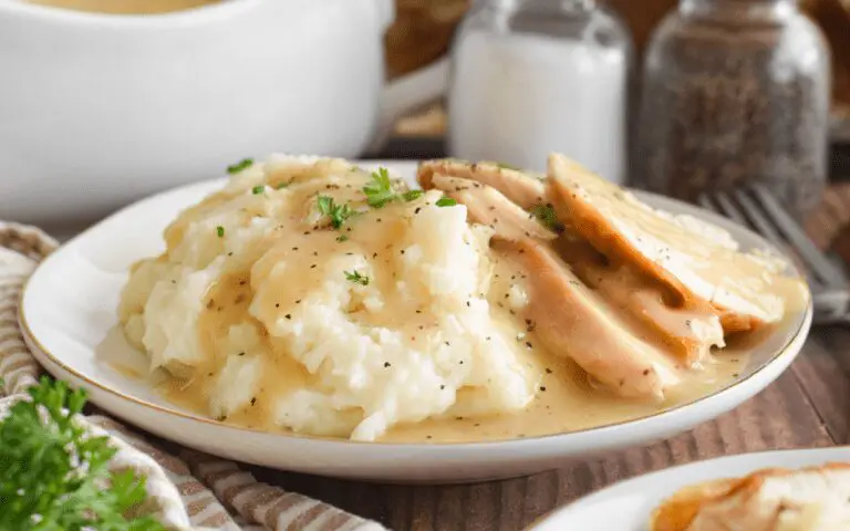 Turkey Gravy Web | Eat Wheat