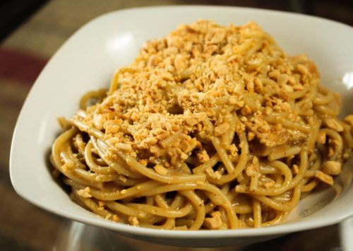 Enjoy these quick Asian Noodles with Peanuts in just minutes!