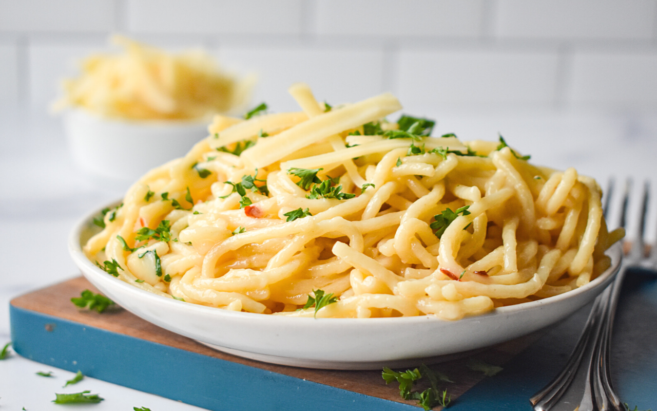 Photo: Parmesan and Garlic Buttered Spaghetti.
