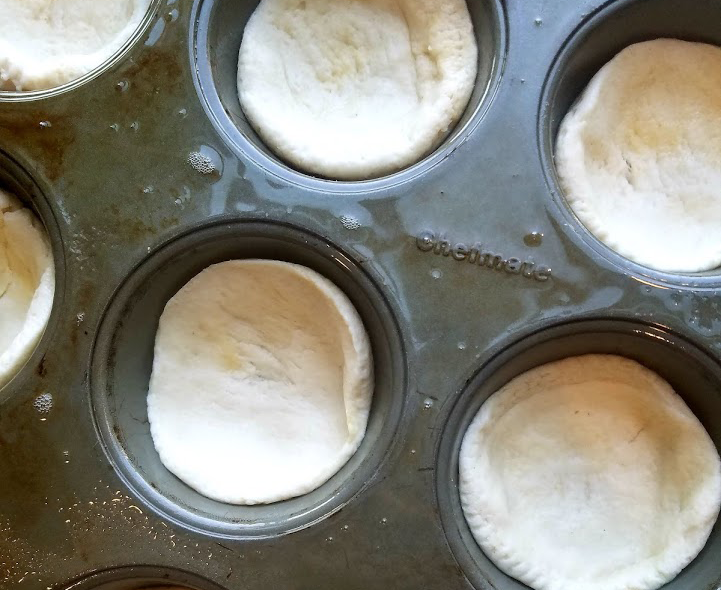 Photo: BBQ cups biscuits in muffin tin.