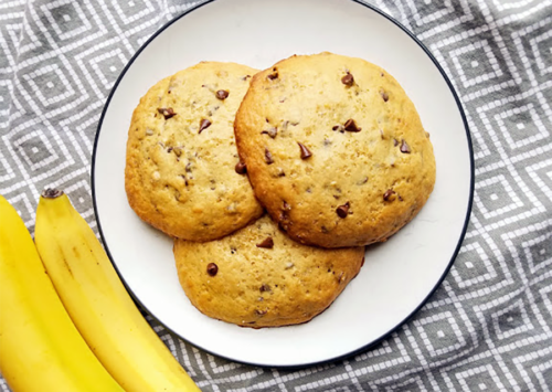 Banana Peanut Butter Chocolate Chip Muffin Tops | Eat Wheat