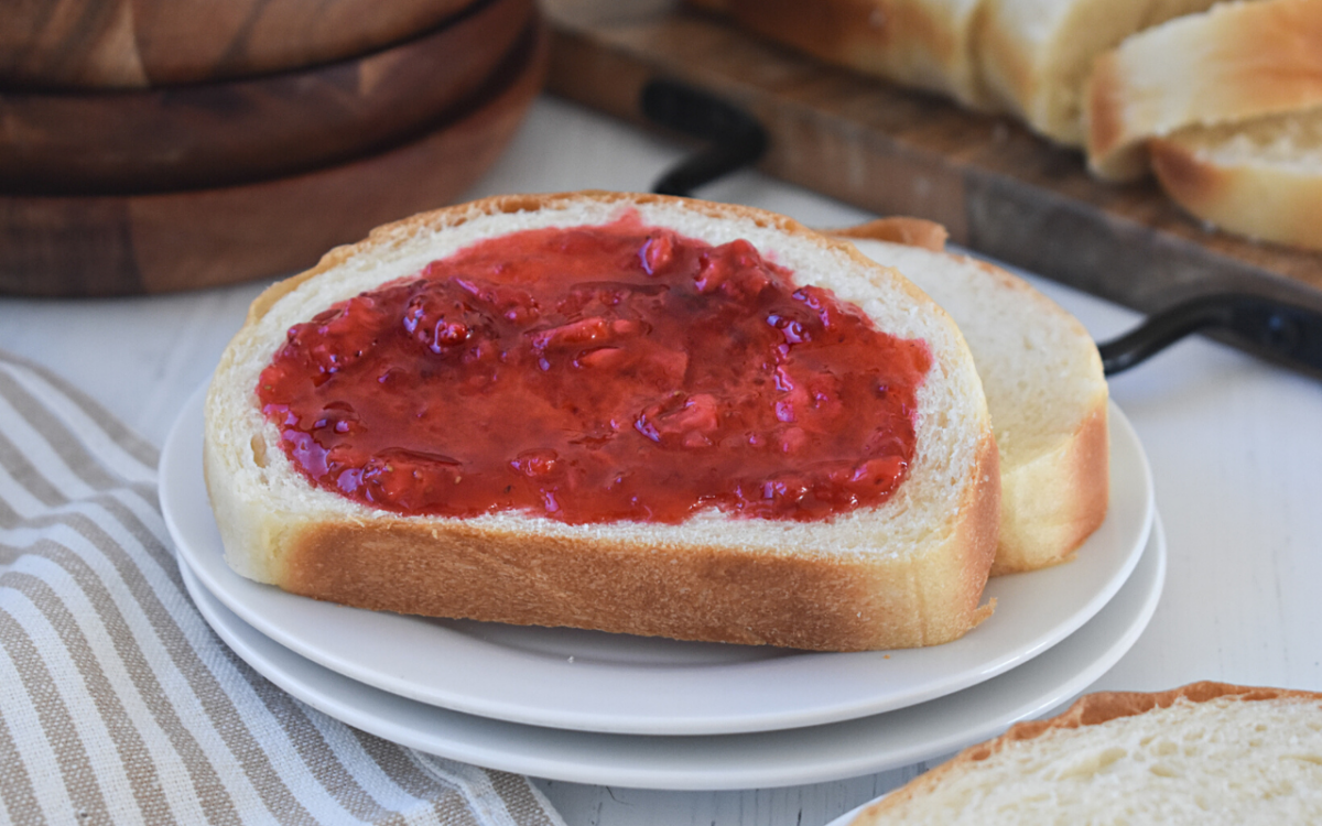 Image: Basic White Bread with Jelly.