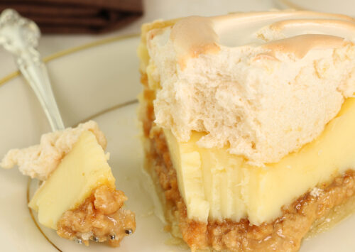 Peanut Butter Meringue Pie
